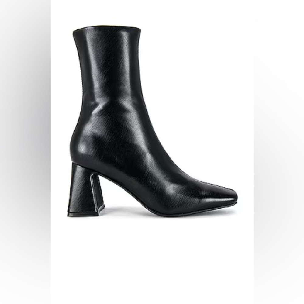 Classic Black Mid-Heel Pointed Toe Ankle Boots - Women